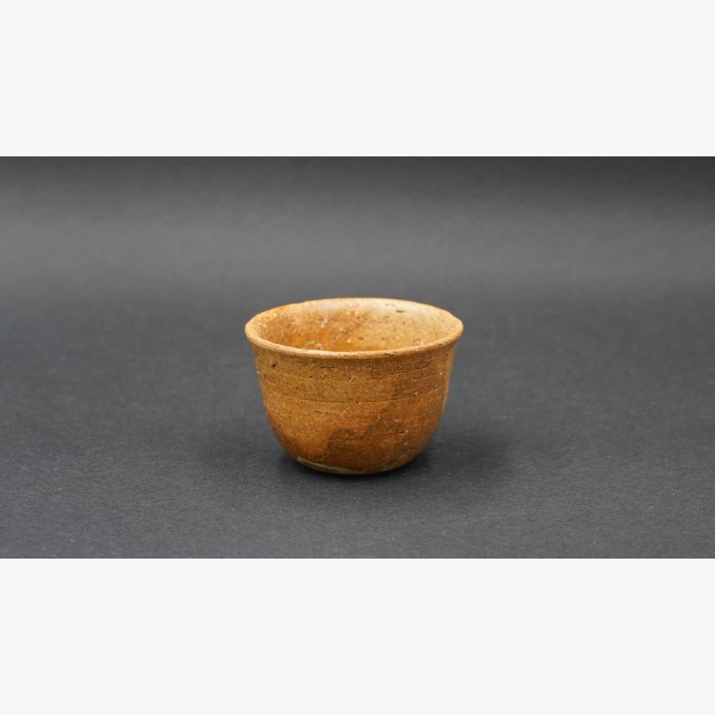 巫彥霖｜灰釉原礦茶杯