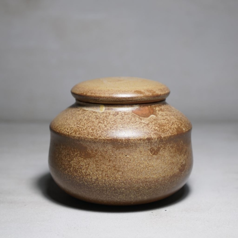 巫彥霖｜灰釉原礦茶倉